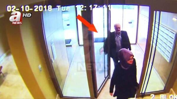 Саудовский журналист Джамаль Хашукджи в день исчезновения в Стамбуле Саудовский журналист Джамаль Хашукджи в день исчезновения в Стамбуле