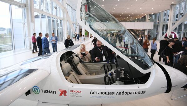 Кабина прототипа электросамолета для кругосветного полета Кабина прототипа электросамолета для кругосветного полета