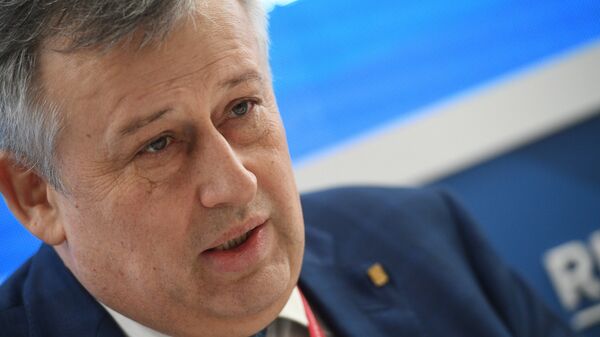 Губернатор Ленинградской области Александр Дрозденко Губернатор Ленинградской области Александр Дрозденко
