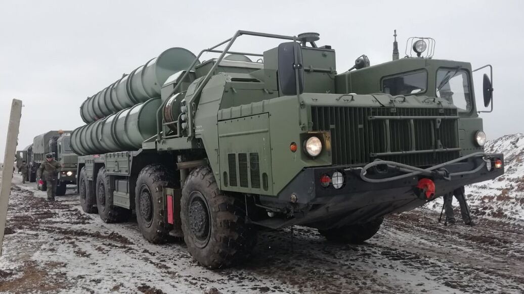 С-400 и Панцири задействованы в масштабных военных учениях в Сибири С-400 и Панцири задействованы в масштабных военных учениях в Сибири