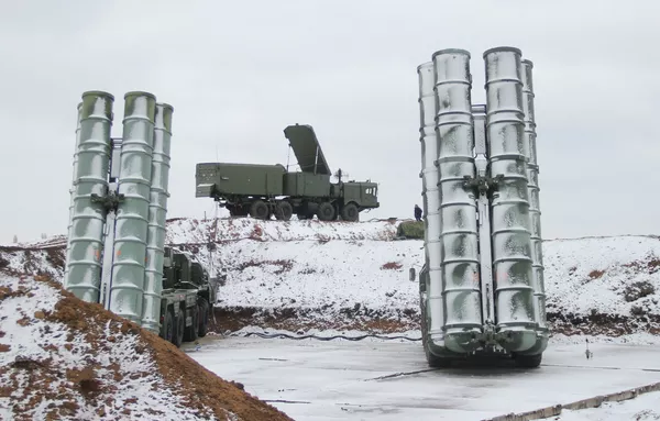 Дивизион С-400 Триумф заступил на боевое дежурство в Крыму Дивизион С-400 Триумф заступил на боевое дежурство в Крыму