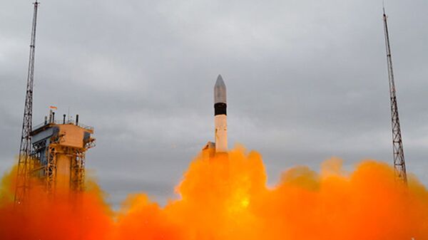Пуск ракеты-носителя Рокот с космодрома Плесецк. Архивное фото Пуск ракеты-носителя Рокот с космодрома Плесецк. Архивное фото