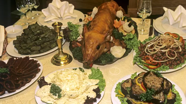Праздничный стол