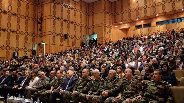 Музыканты из России дали мастеркласс сирийским детям в Латакии Музыканты из России дали мастеркласс сирийским детям в Латакии