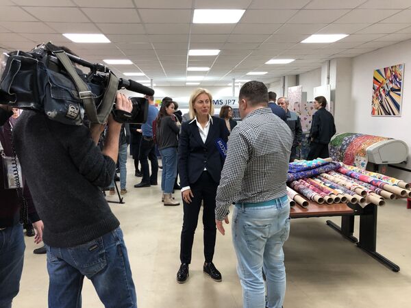 На фабрике цифровой печати на ткани в технопарке Калибр На фабрике цифровой печати на ткани в технопарке Калибр