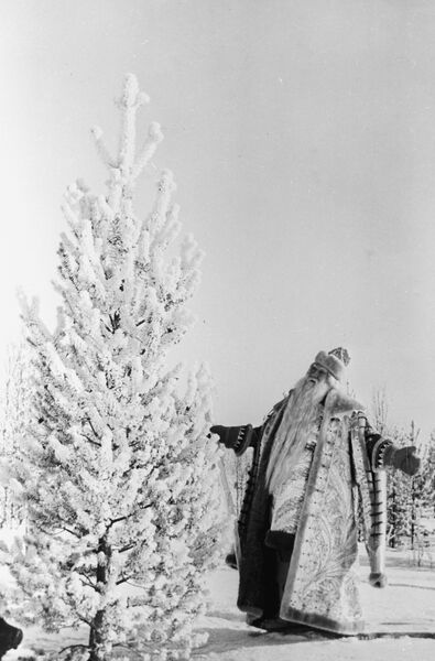Александр Хвыля в роли дедушки Морозко в фильме Морозко, 1965 год Александр Хвыля в роли дедушки Морозко в фильме Морозко, 1965 год