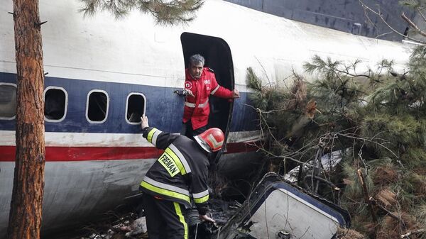 Место крушения грузового самолета Boeing 707 в окрестностях Тегерана. 14 января 2019 Место крушения грузового самолета Boeing 707 в окрестностях Тегерана. 14 января 2019