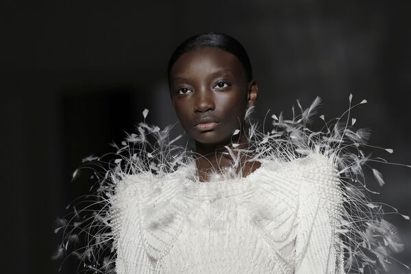 Показ коллекции Givenchy на Неделе моды Haute Couture в Париже Показ коллекции Givenchy на Неделе моды Haute Couture в Париже