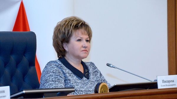 Спикер Новгородской областной думы Елена Писарева Спикер Новгородской областной думы Елена Писарева