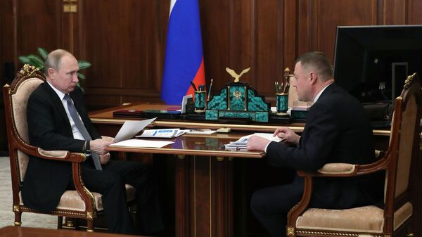 Президент РФ Владимир Путин и губернатор Тамбовской области Александр Никитин во время встречи. 29 января 2019 Президент РФ Владимир Путин и губернатор Тамбовской области Александр Никитин во время встречи. 29 января 2019