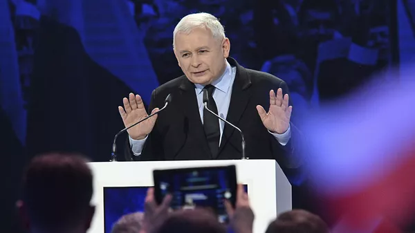 Председатель правящей консервативной партии Право и справедливость Ярослав Качиньский Председатель правящей консервативной партии Право и справедливость Ярослав Качиньский
