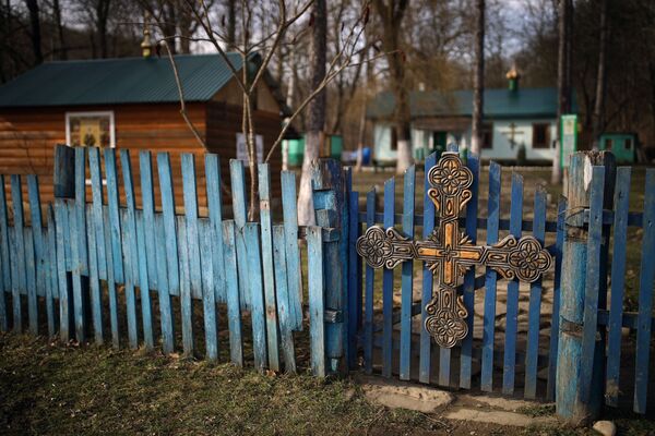 Храм блаженной Матроны Московской в селе Фанагорийское Краснодарского края Храм блаженной Матроны Московской в селе Фанагорийское Краснодарского края