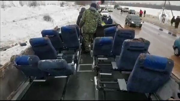 Салон пассажирского автобуса, перевернувшегося на автомобильной дороге в Бабынинском районе Калужской области Салон пассажирского автобуса, перевернувшегося на автомобильной дороге в Бабынинском районе Калужской области