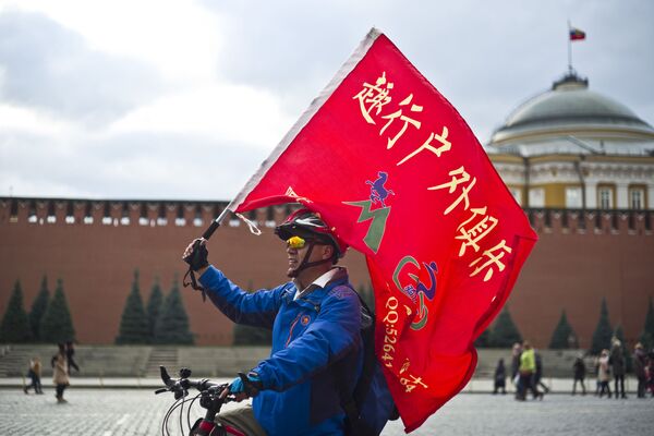 Турист на Красной площади в Москве Турист на Красной площади в Москве
