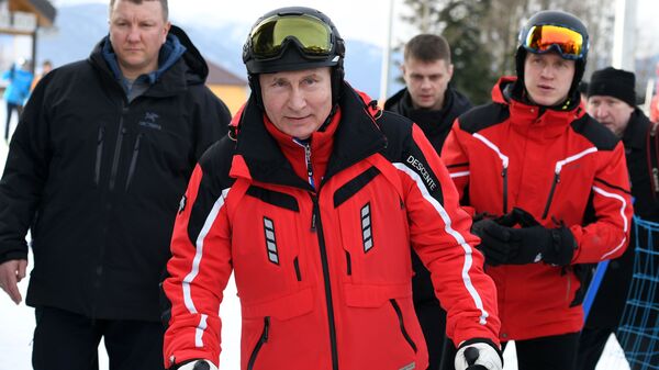 Двадцать лет у власти: как менялся Путин и страна при нем