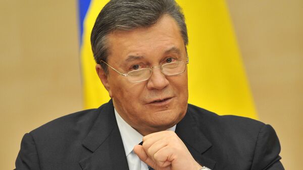 Отстраненный от должности президента Украины Виктор Янукович выступает на пресс-конференции в Ростове-на-Дону. 28 февраля 2014 Отстраненный от должности президента Украины Виктор Янукович выступает на пресс-конференции в Ростове-на-Дону. 28 февраля 2014