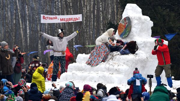 Участники празднования Бакшевской Масленицы в Истринском районе Московской области Участники празднования Бакшевской Масленицы в Истринском районе Московской области