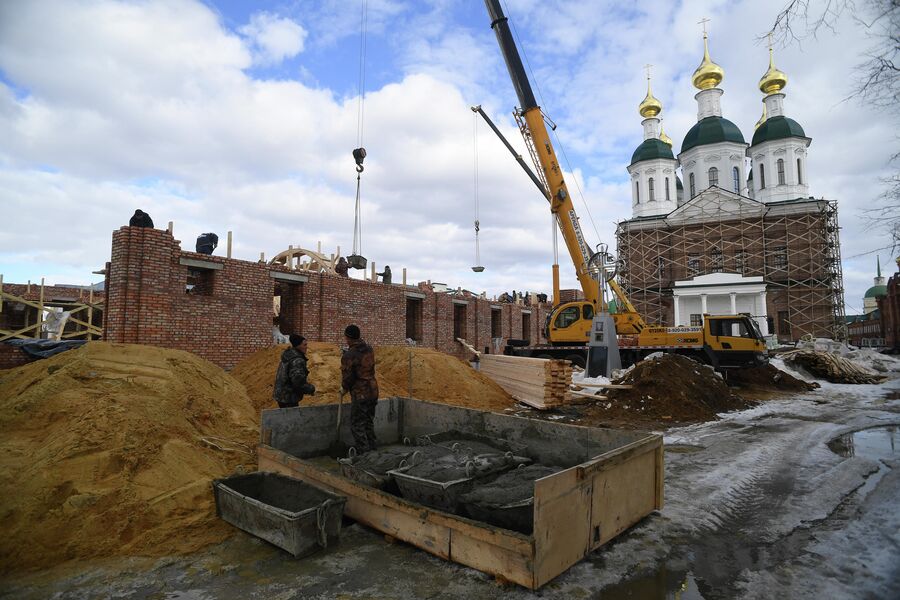 Восстановительные работы на территории Саровского монастыря Восстановительные работы на территории Саровского монастыря