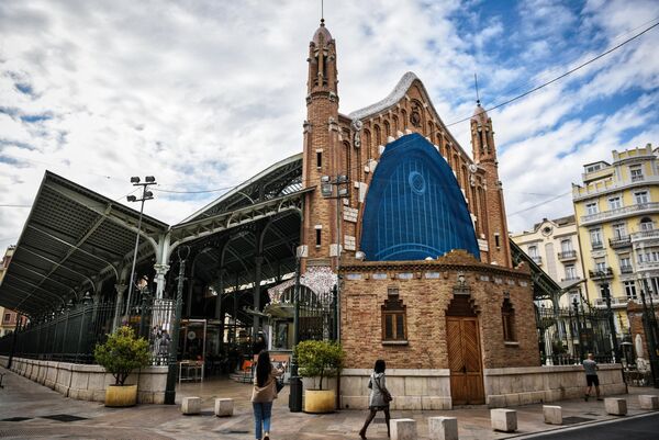 Рынок Колон, или рынок Колумба (Mercado de Colón/Mercat de Colom) в Валенсии Рынок Колон, или рынок Колумба (Mercado de Colón/Mercat de Colom) в Валенсии