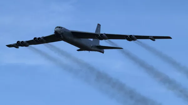 Стратегический бомбардировщик Boeing B-52H Stratofortress ВВС США Стратегический бомбардировщик Boeing B-52H Stratofortress ВВС США