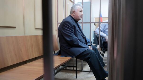 Подозреваемый в хищении средств ПАО НК Роснефть Виктор Ишаев в суде Подозреваемый в хищении средств ПАО НК Роснефть Виктор Ишаев в суде