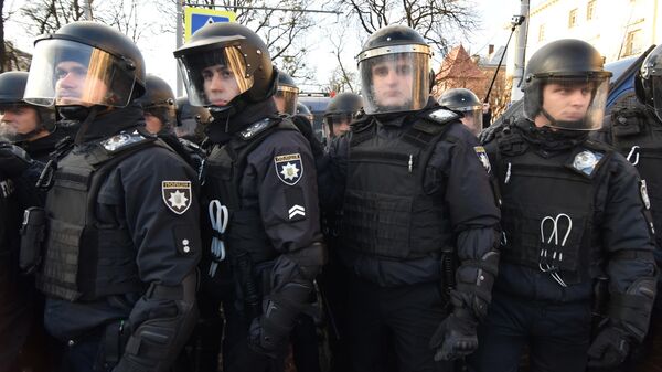 Сотрудники полиции на Украине Сотрудники полиции на Украине