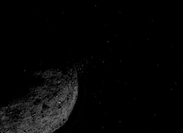 Астероид Бенну снятый космическим аппаратом OSIRIS-REx Астероид Бенну снятый космическим аппаратом OSIRIS-REx