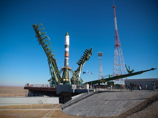 Ракета-носителя Союз-2.1а с грузовым кораблем Прогресс МС-11 перед пуском с космодрома Байконур Ракета-носителя Союз-2.1а с грузовым кораблем Прогресс МС-11 перед пуском с космодрома Байконур