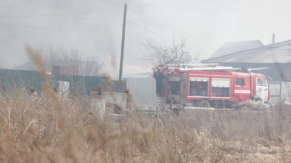 Тушение огня в Кетовском районе Курганской области. 4 мая 2019