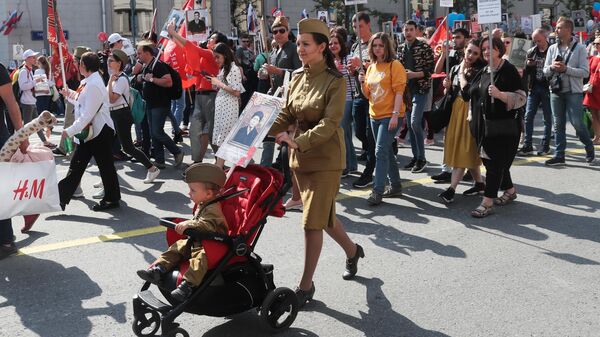 Участники акции Бессмертный полк в Москве Участники акции Бессмертный полк в Москве