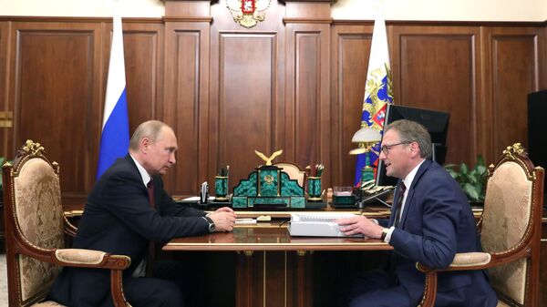 Владимир Путин и уполномоченный при президенте РФ по защите прав предпринимателей Борис Титов Владимир Путин и уполномоченный при президенте РФ по защите прав предпринимателей Борис Титов