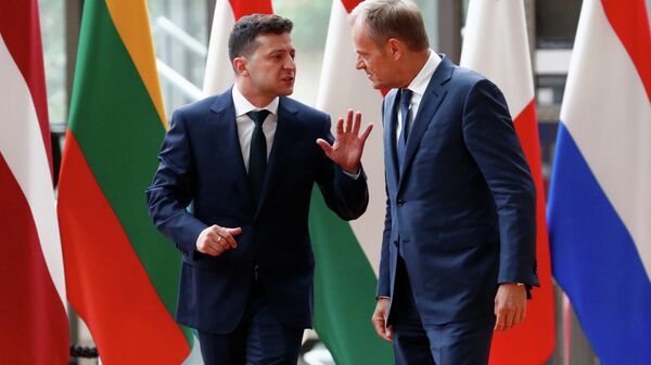 Президент Украины Владимир Зеленский и Председатель Европейского совета Дональд Туск в Брюсселе. 5 июня 2019 Президент Украины Владимир Зеленский и Председатель Европейского совета Дональд Туск в Брюсселе. 5 июня 2019