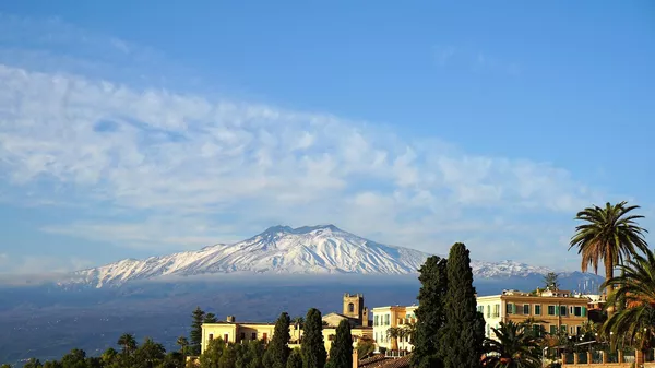 vulkan-etna-na-sicilii-vnovy-aktivizirovalsa vulkan-etna-na-sicilii-vnovy-aktivizirovalsa