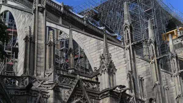 Восстановительные работы после пожара в Соборе Парижской Богоматери в Париже
