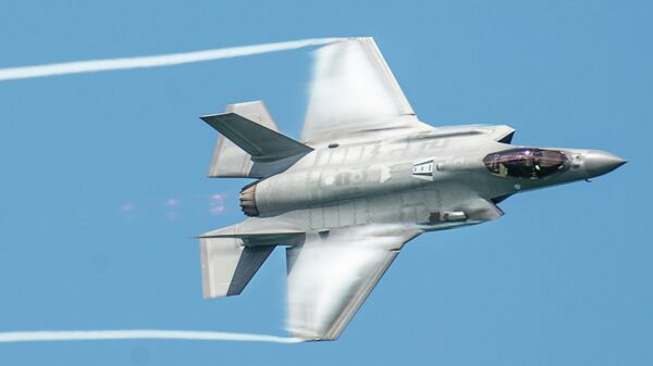 Истребитель ВВС США F-35A Lightning II Истребитель ВВС США F-35A Lightning II