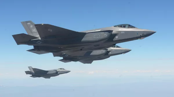 Истребители ВВС США F-35A Lightning II Истребители ВВС США F-35A Lightning II
