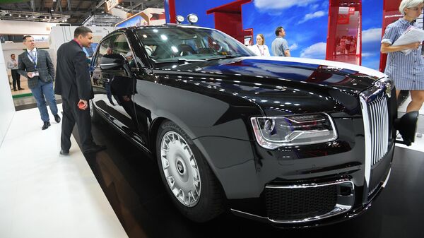 Автомобиль Aurus на международной промышленной выставке ИННОПРОМ-2019 в Екатеринбурге. 8 июля 2019 Автомобиль Aurus на международной промышленной выставке ИННОПРОМ-2019 в Екатеринбурге. 8 июля 2019