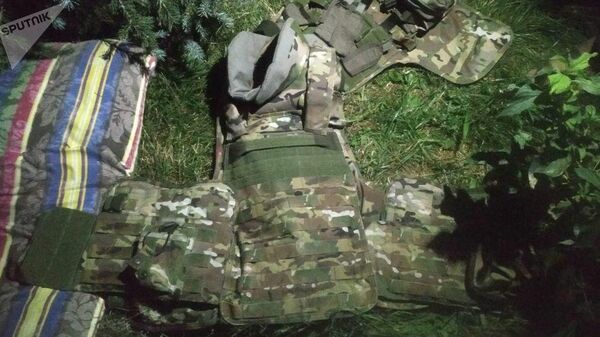 Одежда раненного спецназовца при штурме дома Алмазбека Атамбаева Одежда раненного спецназовца при штурме дома Алмазбека Атамбаева