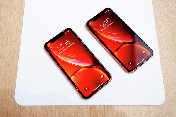 Смартфон Apple iPhone Xr Смартфон Apple iPhone Xr