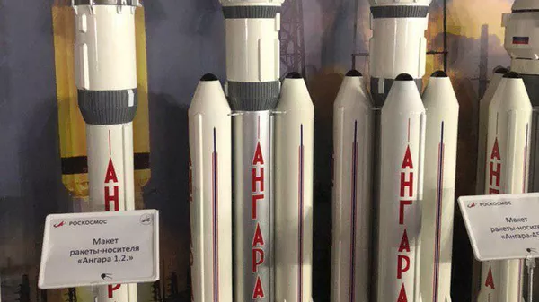 "Роскосмос" объяснил высокую стоимость ракеты "Ангара"