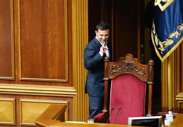 Президент Украины Владимир Зеленский во время заседания Верховной рады в Киеве. 3 сентября 2019 Президент Украины Владимир Зеленский во время заседания Верховной рады в Киеве. 3 сентября 2019