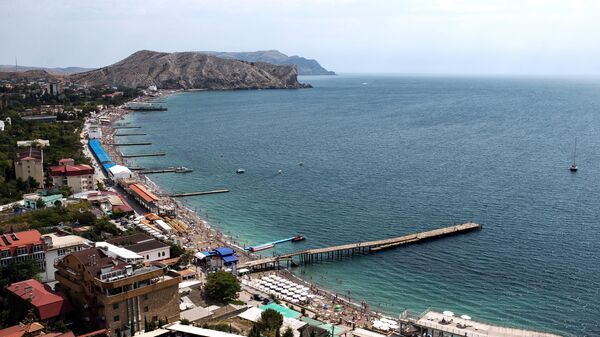 Вид на набережную в Крыму Вид на набережную в Крыму