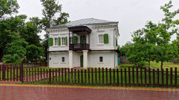 Дом Жученковых в станице Старочеркасская Дом Жученковых в станице Старочеркасская