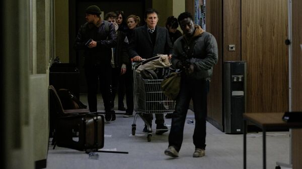 Кадр из сериала Война миров Кадр из сериала Война миров