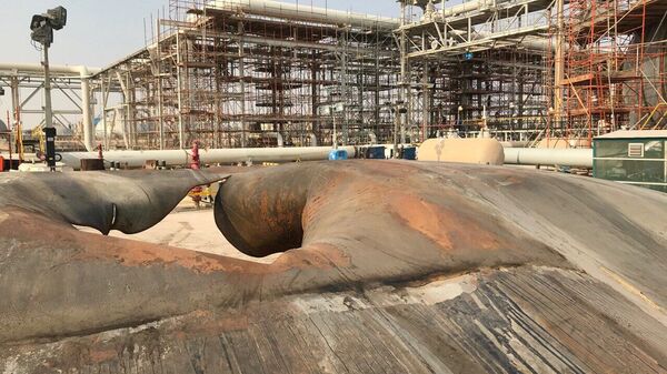 Поврежденные дронами нефтяные объекты Saudi Aramco в Саудовской Аравии Поврежденные дронами нефтяные объекты Saudi Aramco в Саудовской Аравии