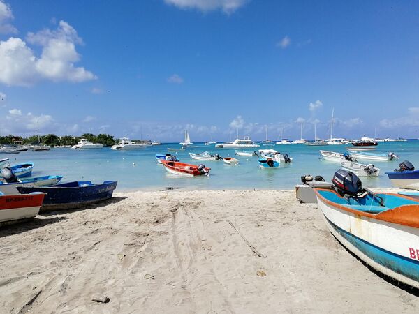 Доминикана. Экскурсии на Саону начинаются от рыбацкой деревни Байяибе