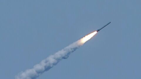 Запуск крылатой ракеты Запуск крылатой ракеты