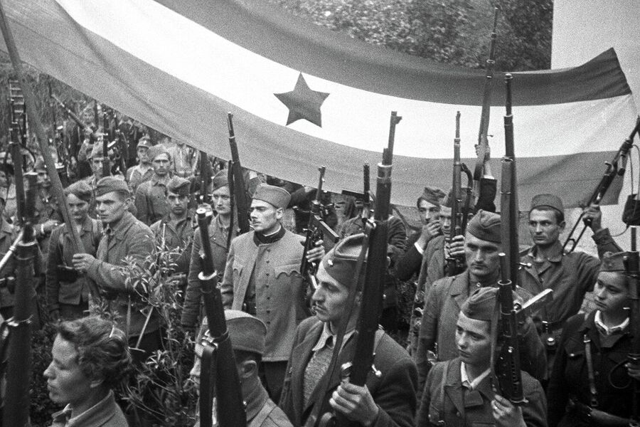Югославские партизаны Югославские партизаны