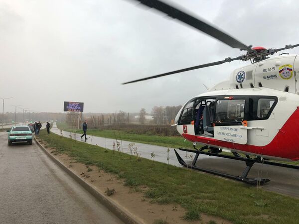 Сотрудники департамента ГОЧСиПБ во время ликвидации последствий ДТП в деревне Ларево Сотрудники департамента ГОЧСиПБ во время ликвидации последствий ДТП в деревне Ларево
