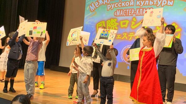 Участники фестиваля Русской культуры в Японском Кобе Участники фестиваля Русской культуры в Японском Кобе